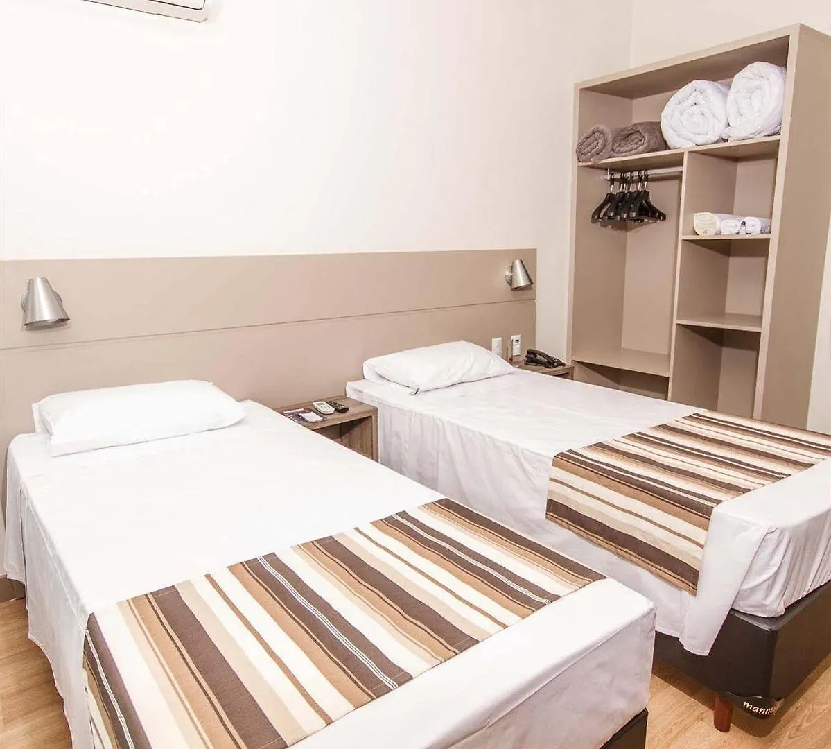 ***  Hotel Valerim Itajai / Navegantes Brazil
